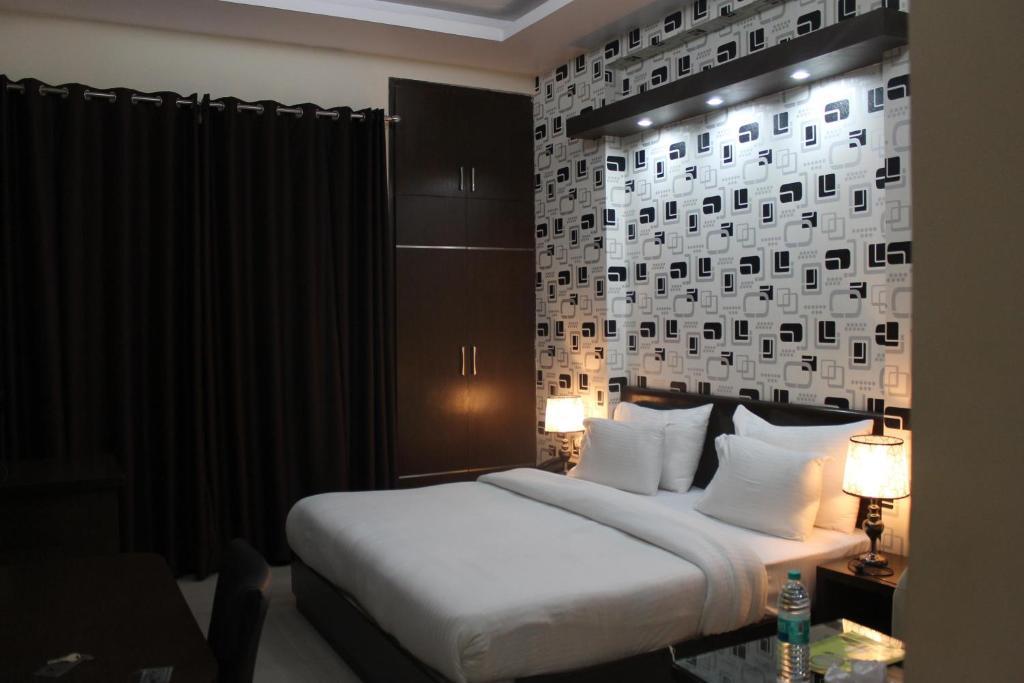 Royal Residence Gurgaon Bagian luar foto